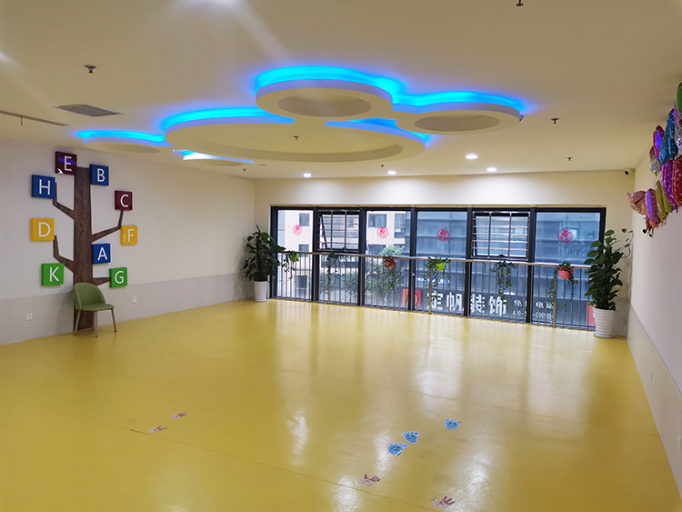 中心展示